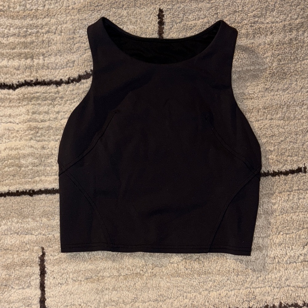 Lululemon High Neck Tank Top
in black
